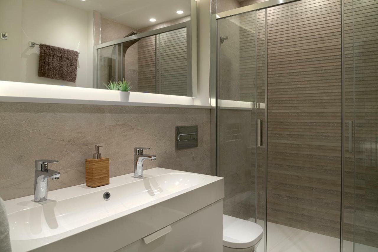 Suncity Teatro Premier Apartment มาลากา ภายนอก รูปภาพ